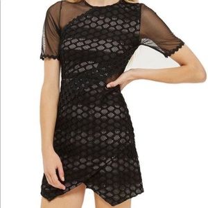 TOPSHOP mesh honeycomb asymmetrical size 2